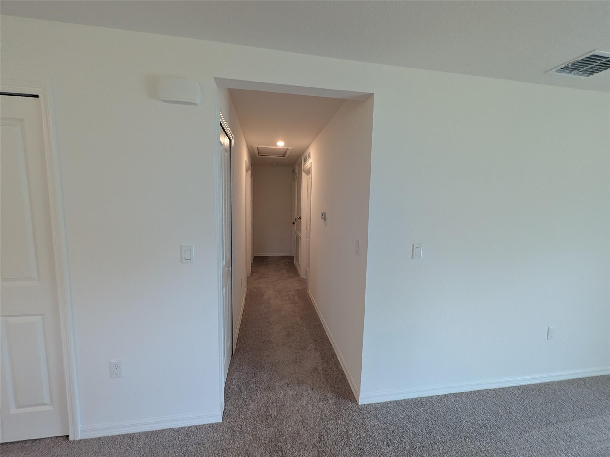 Vero Lake Estates Unit H- - Residential Lease