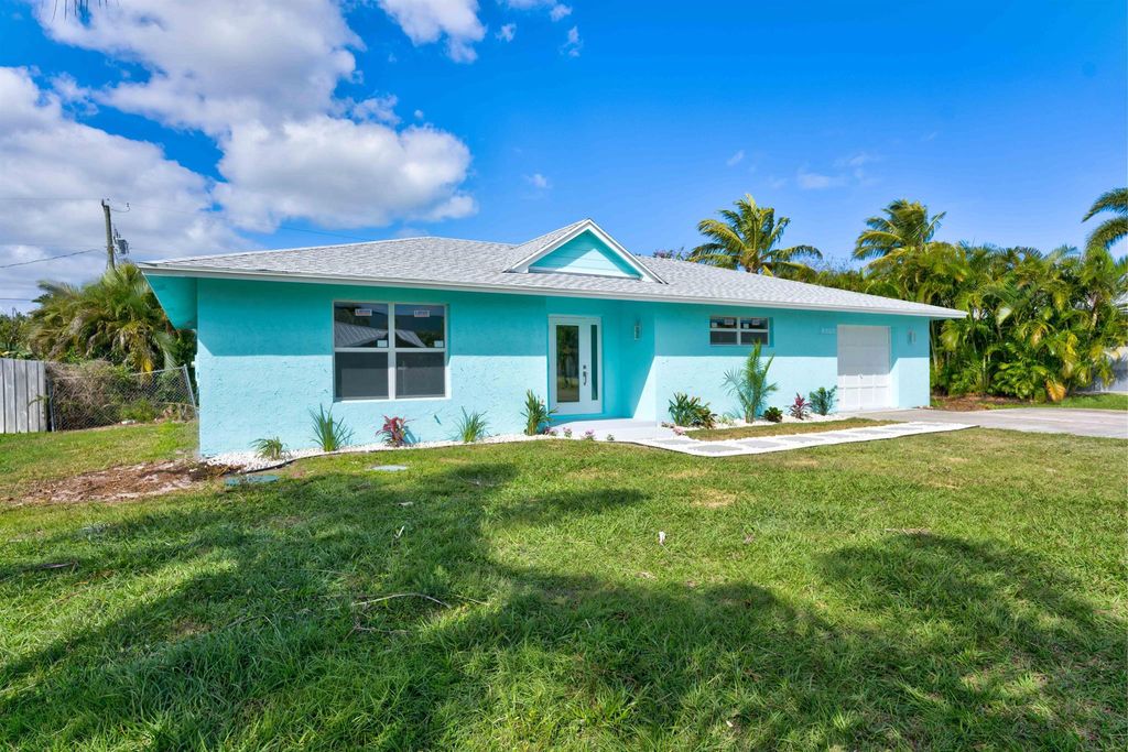 Photo of 4705 SE Manatee Terrace, Stuart, FL 34997 (MLS # R10867120)