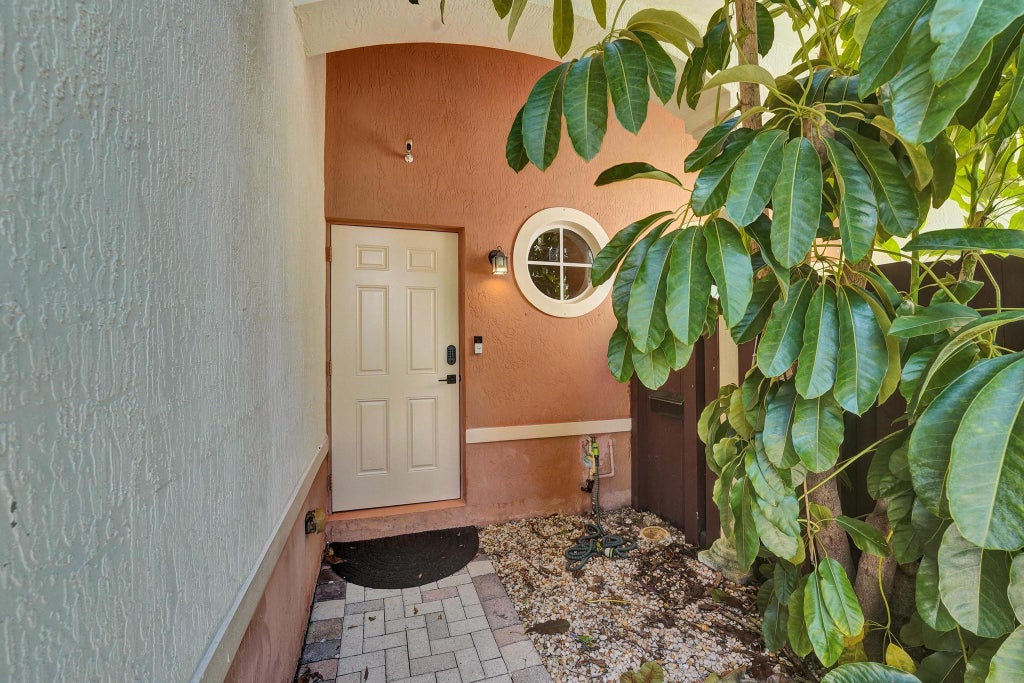Photo of 852 NW 9TH Street, Hallandale Beach, FL 33009 (MLS # B26074789)