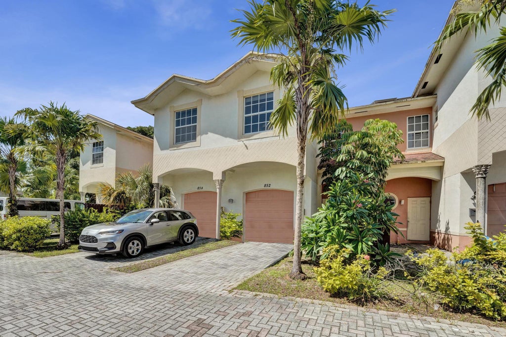 Photo of 852 NW 9TH Street, Hallandale Beach, FL 33009 (MLS # B26074789)