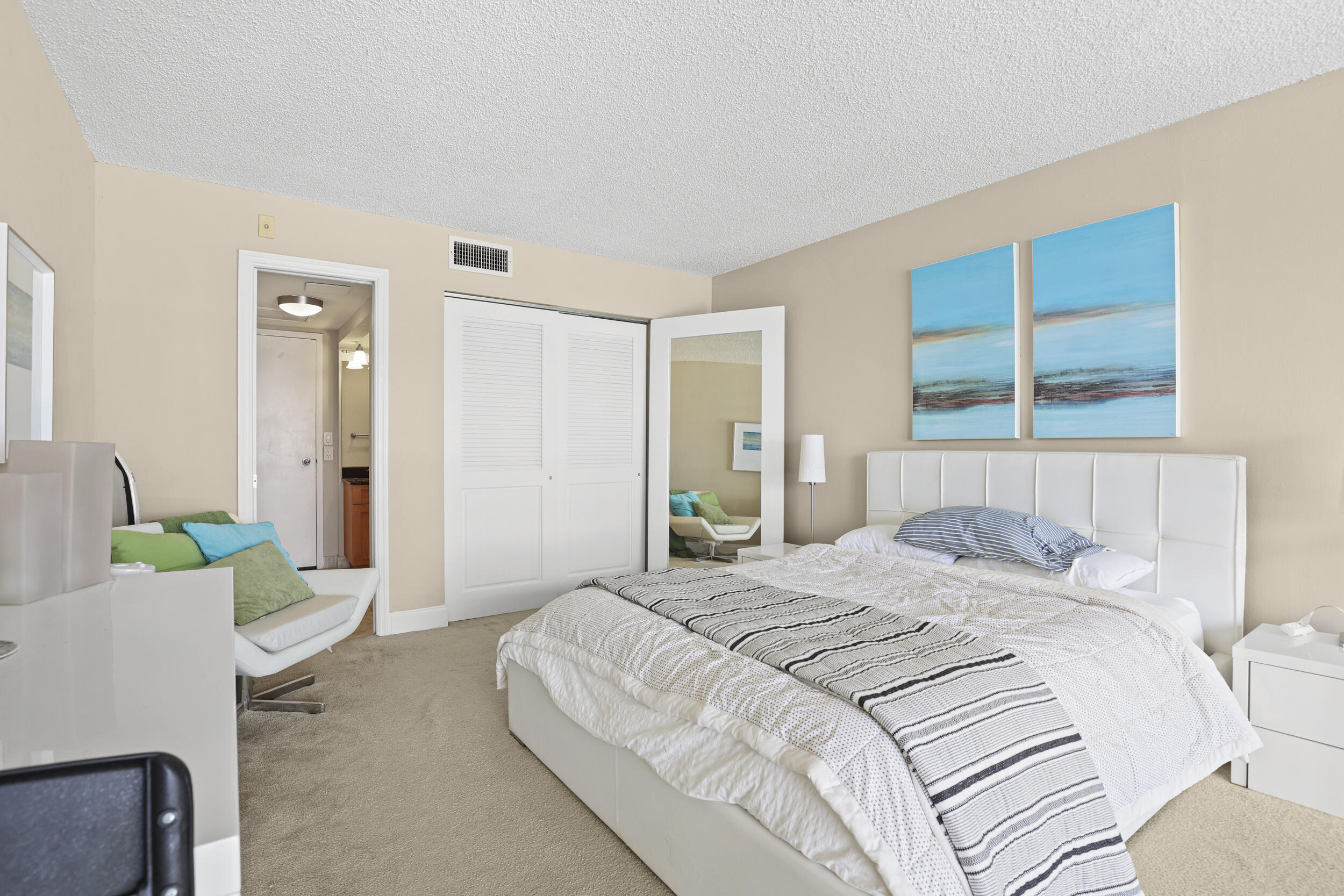 LAKESHORE CLUB CONDO - Residential