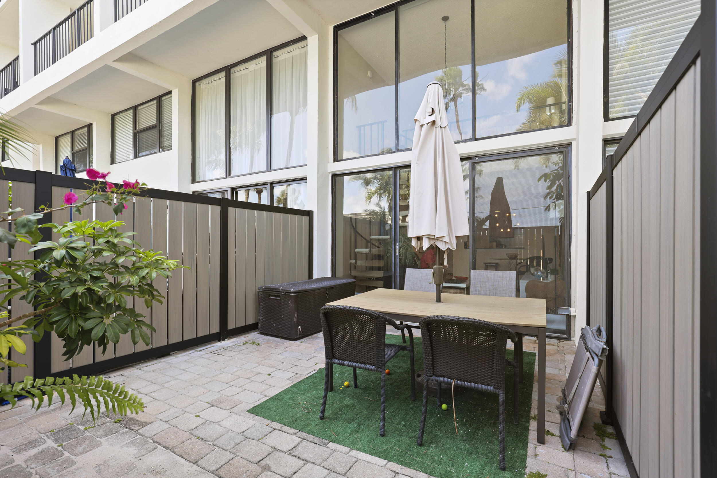 LAKESHORE CLUB CONDO - Residential