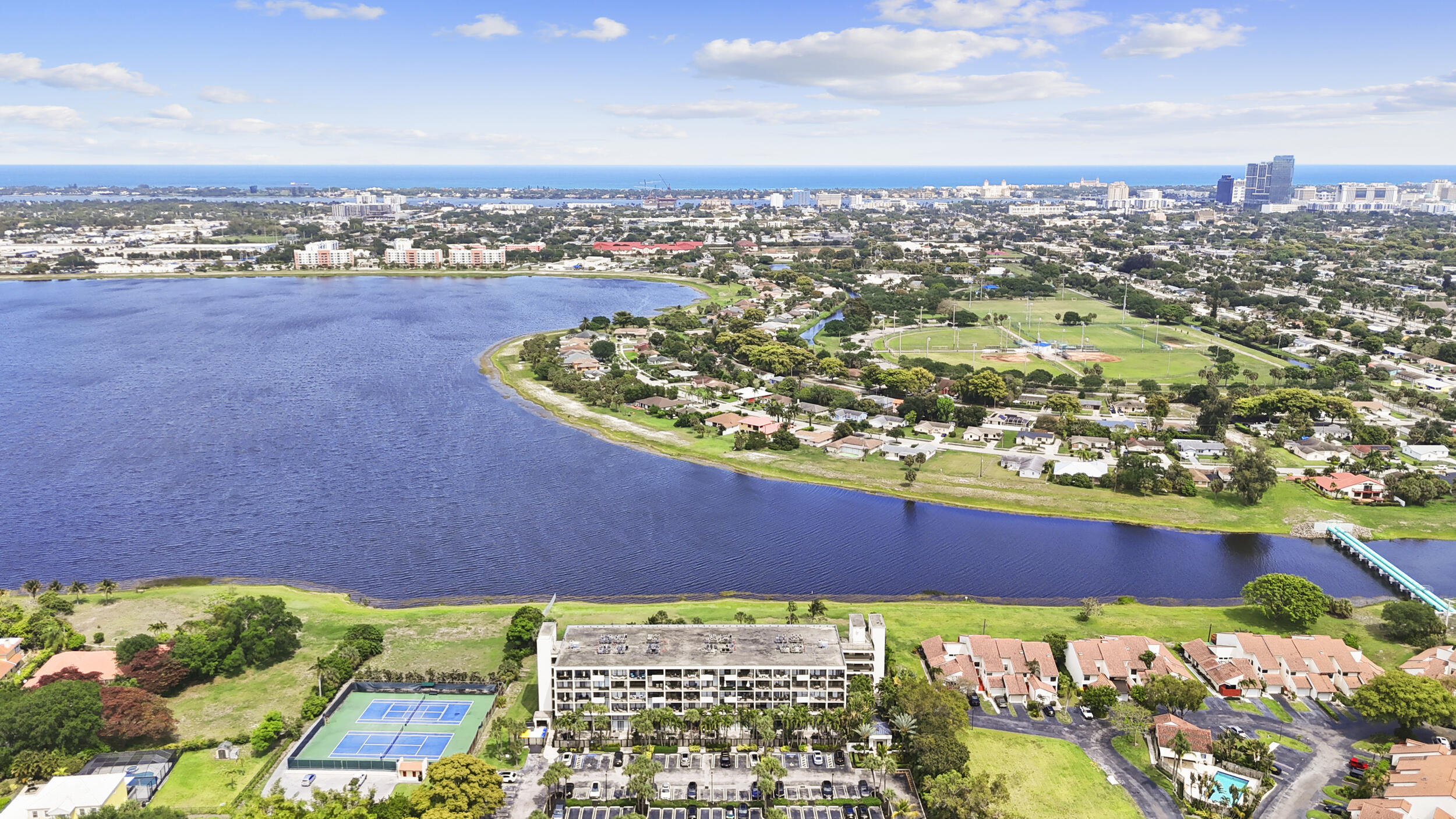 LAKESHORE CLUB CONDO - Residential