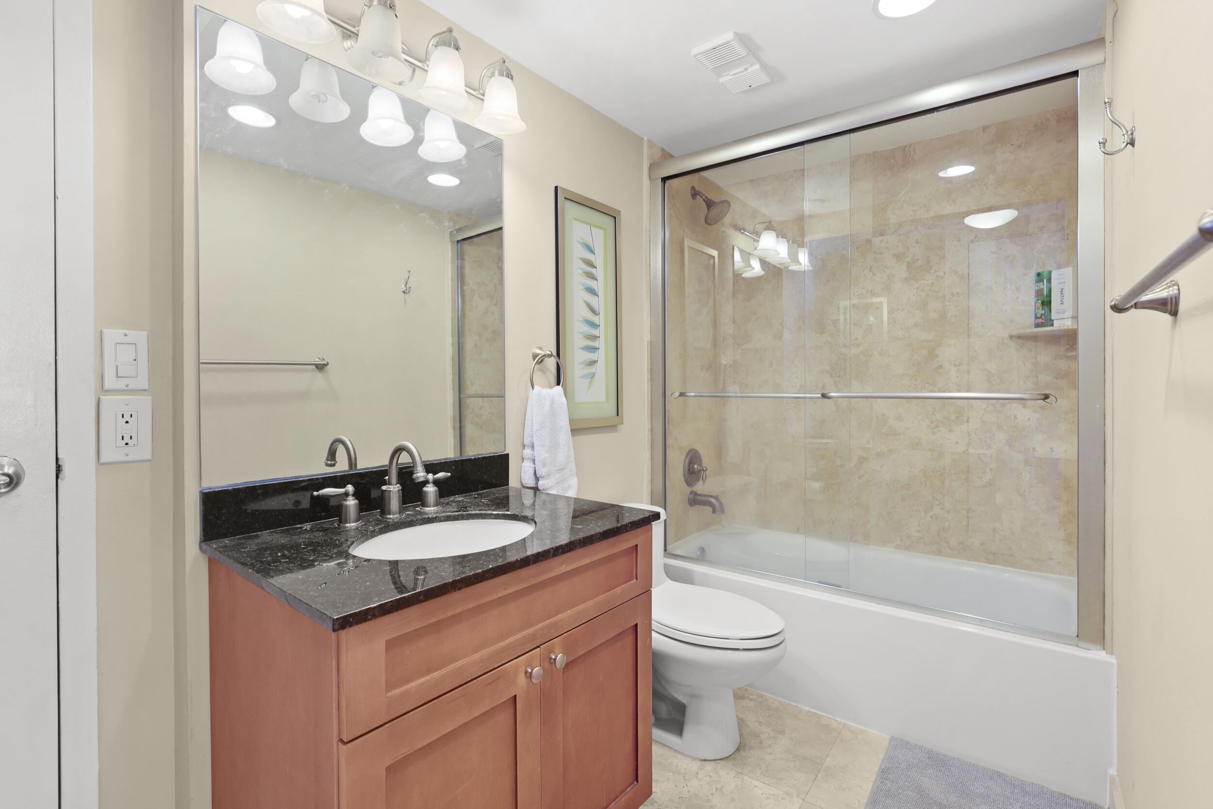 LAKESHORE CLUB CONDO - Residential