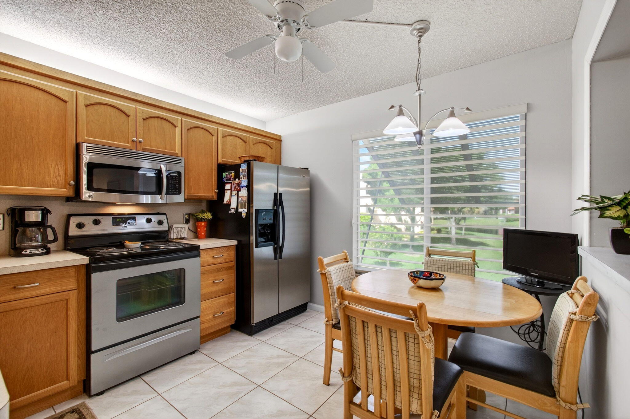 LAKESIDE CONDO 5 OF BANYAN SPRINGS - Residential