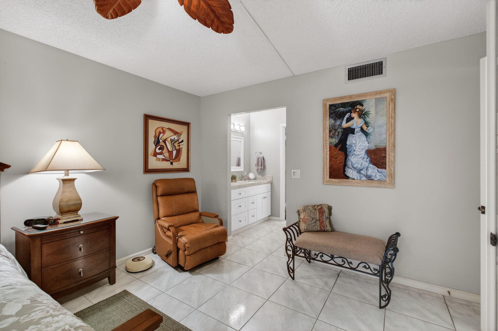 LAKESIDE CONDO 5 OF BANYAN SPRINGS - Residential
