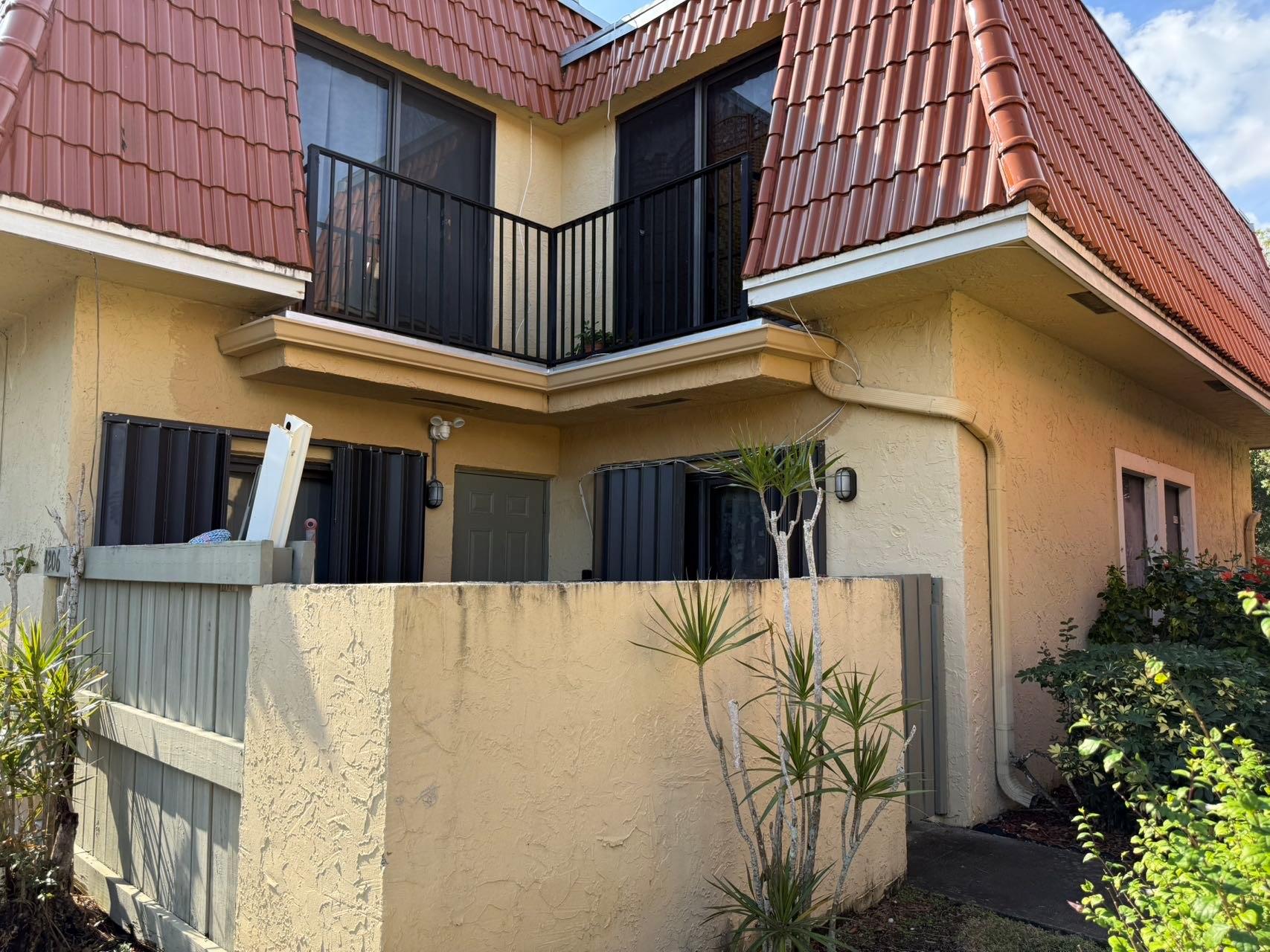 Great Buy! It's like a brand-new townhouse! Brand New Roof. The seller spent over $68,000 on renovation from top to bottom. New Tile floor on 1st floor. New wood floor 2nd FL. The kitchen has granite countertops, and all the appliances, water heater, and AC are new. You can rent right after closing. All bathrooms are upgraded. It's a great school zone with easy access to all shopping and highways. The HOA fee includes building insurance, landscaping, trash, and the community pool. The seller will pay the assessment at the closing, and your Hoa fees will be reduced after the assessment is paid off. A must-see! The seller will credit up to 3% of the purchase price to the buyer at the closing as closing costs credit. This is the best deal in Town.