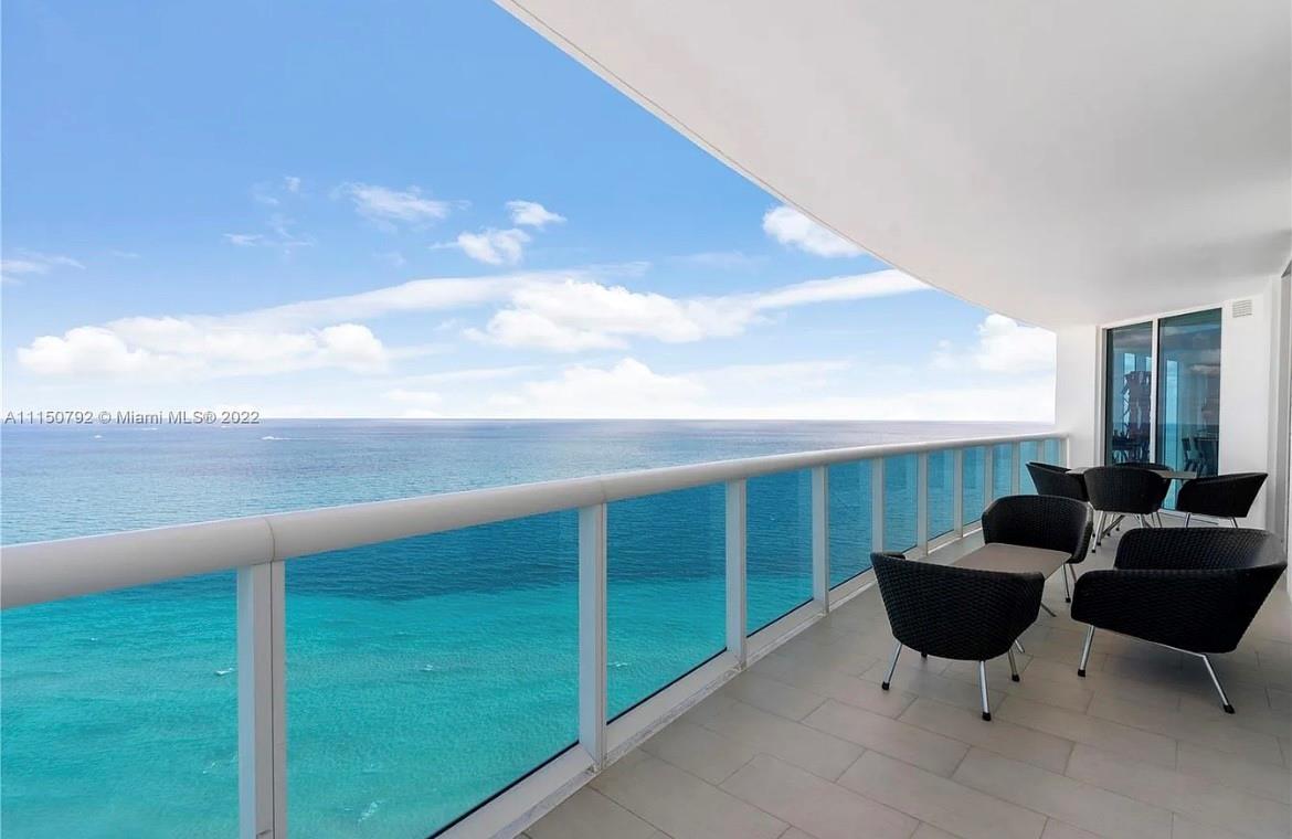 Trump Hollywood - Residential