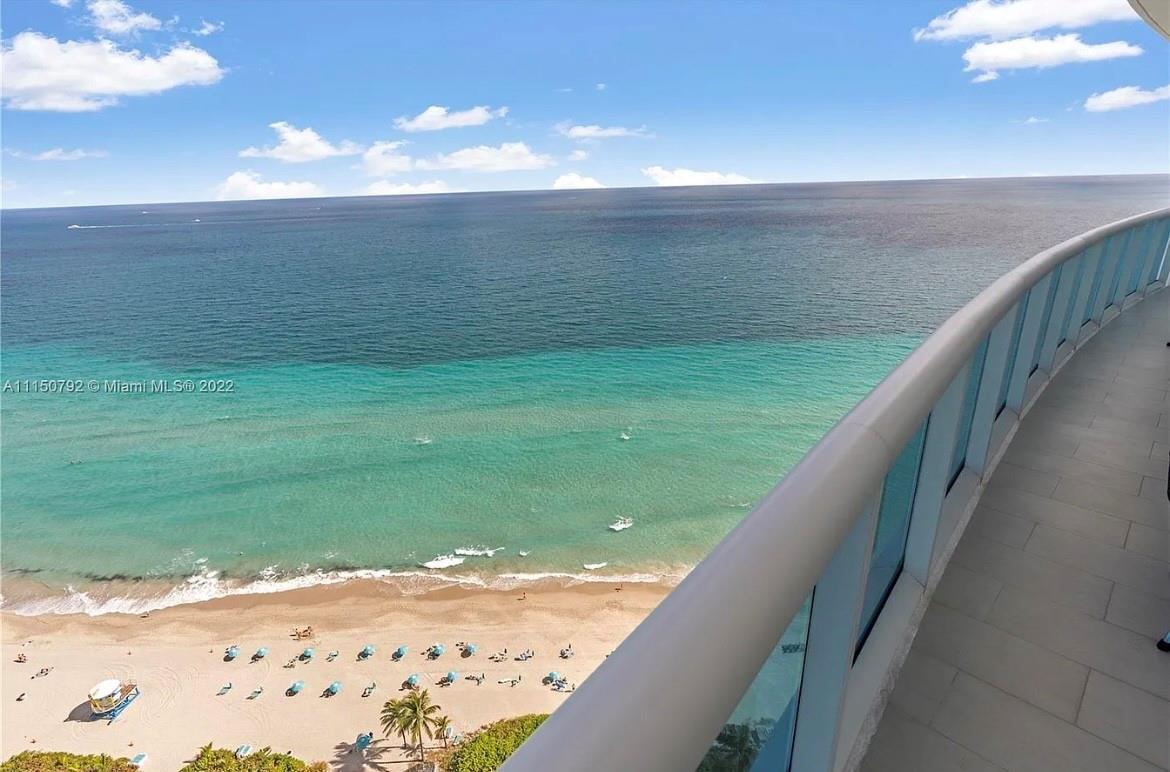 Trump Hollywood - Residential