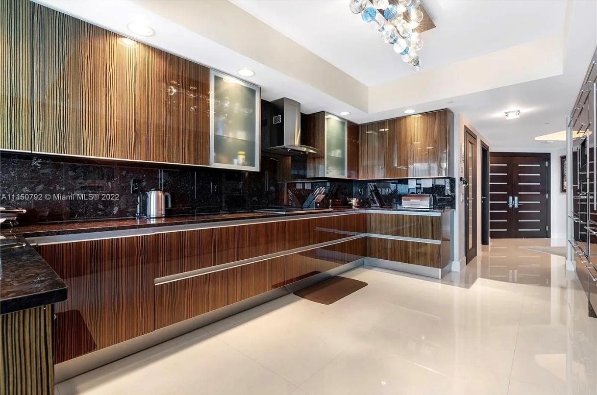 Trump Hollywood - Residential