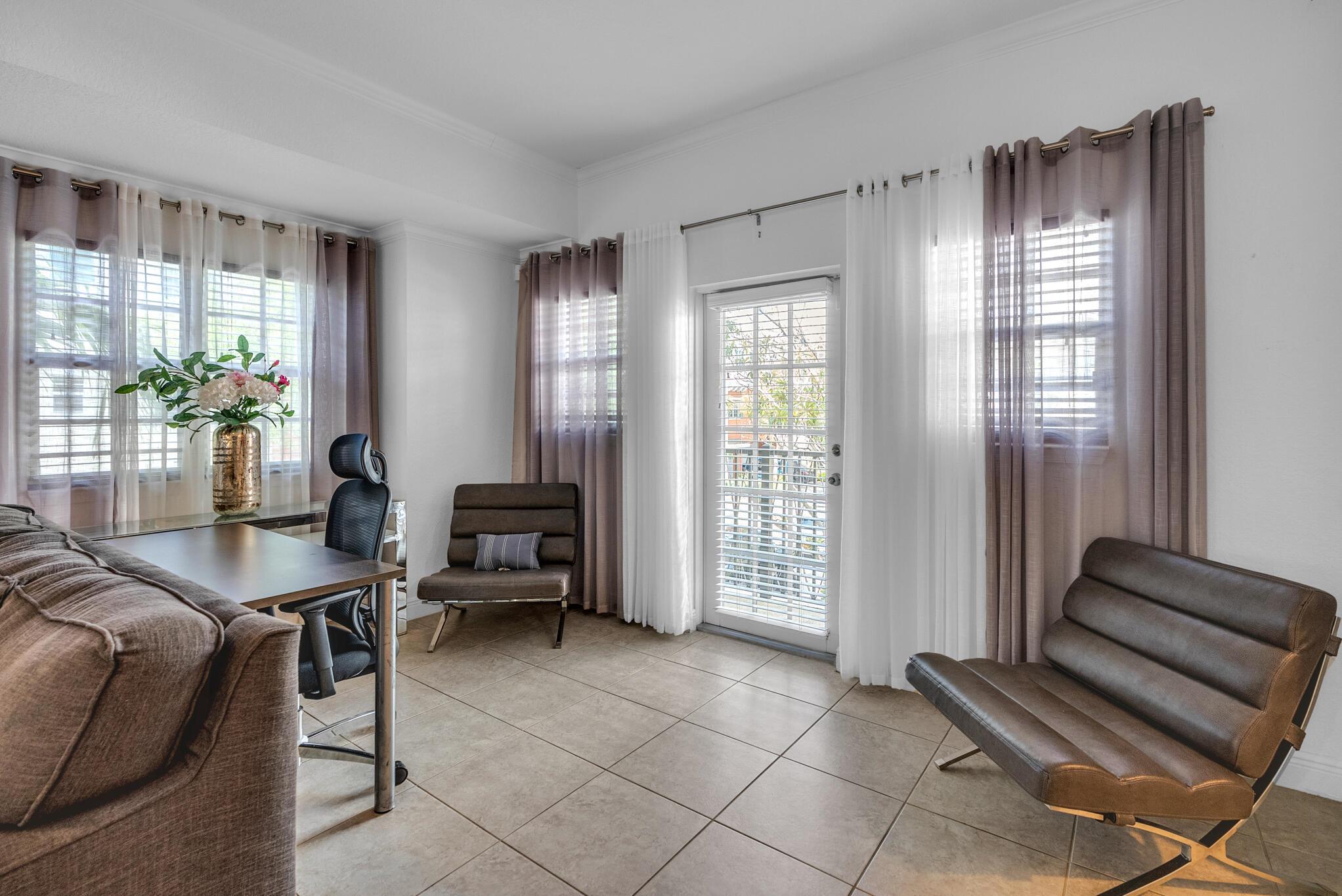 ORCHID GROVE - Residential