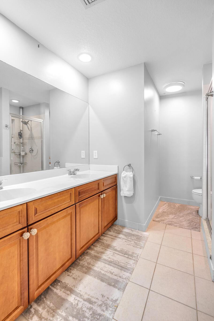 ORCHID GROVE - Residential