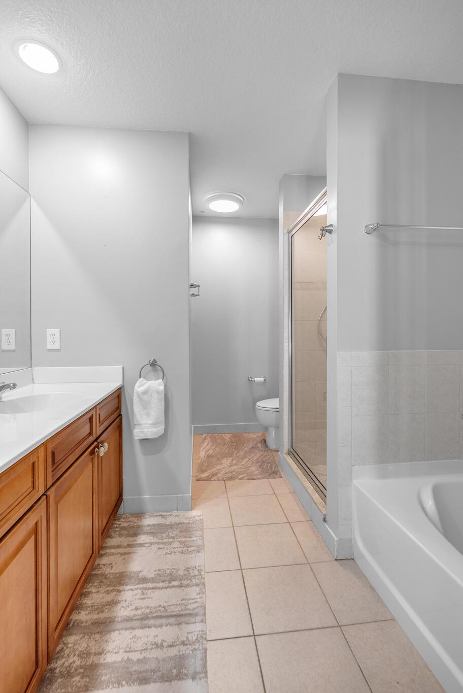 ORCHID GROVE - Residential