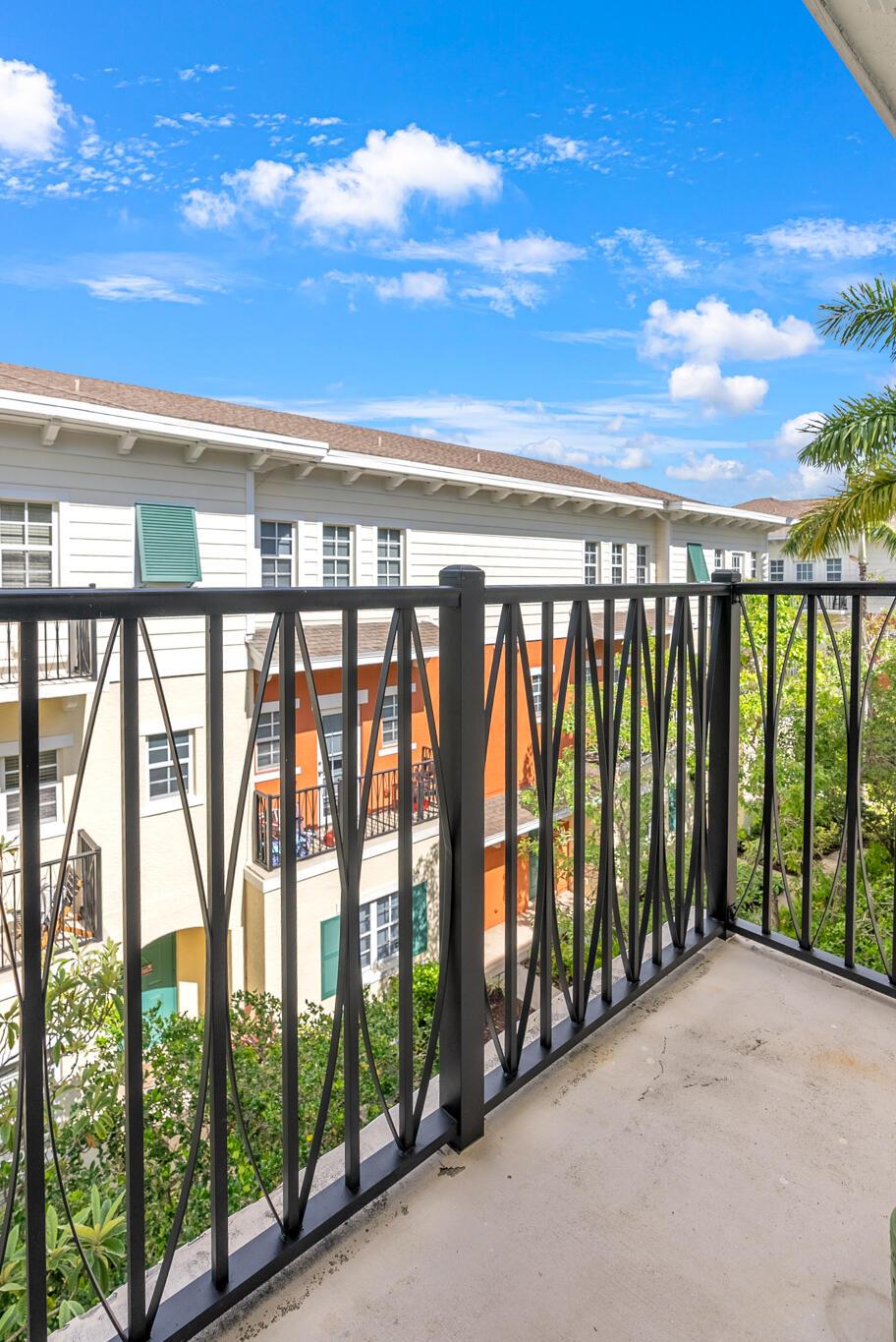 ORCHID GROVE - Residential