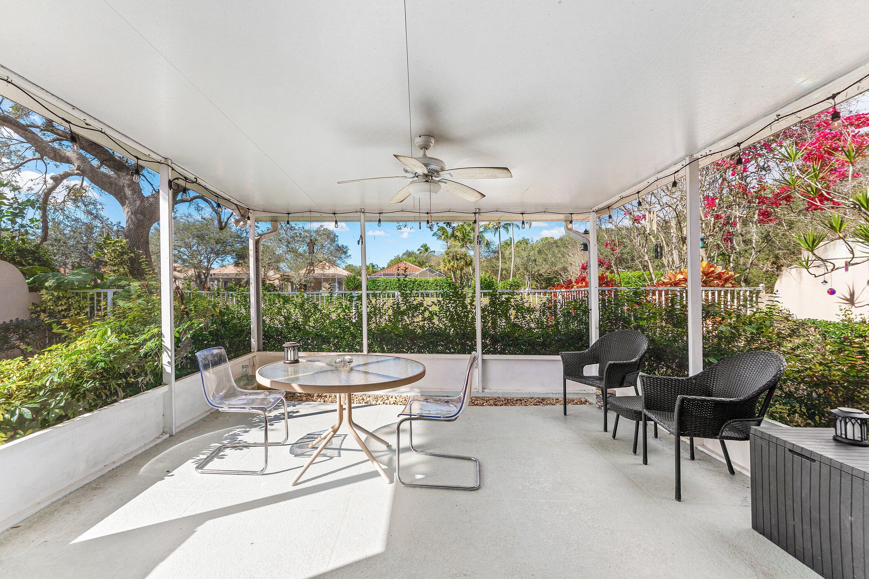 RIVERWALK 4 - Residential