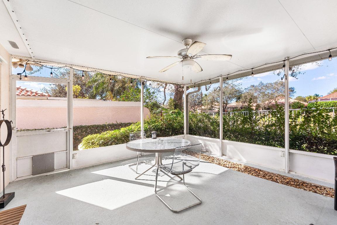 RIVERWALK 4 - Residential