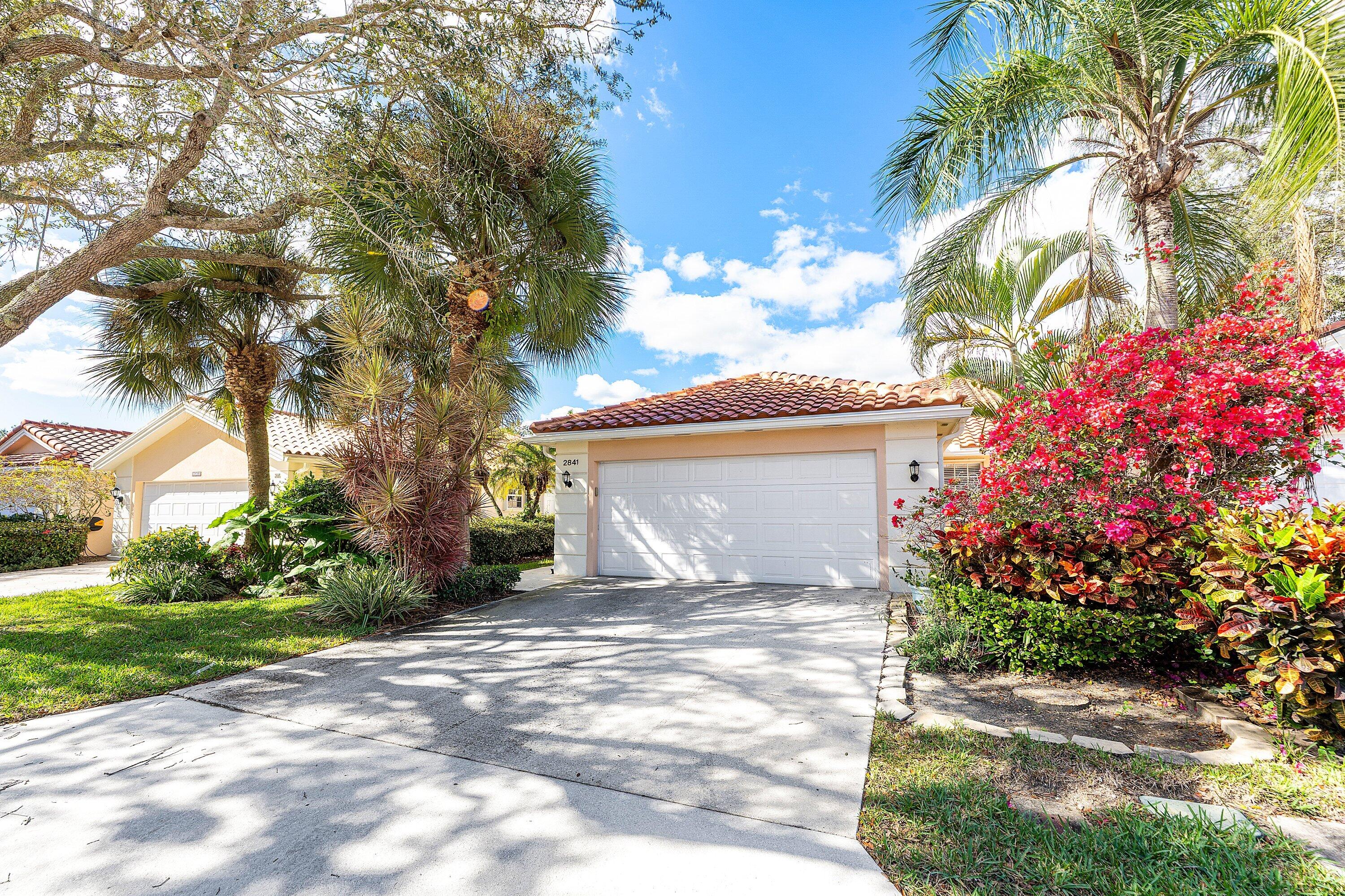 RIVERWALK 4 - Residential