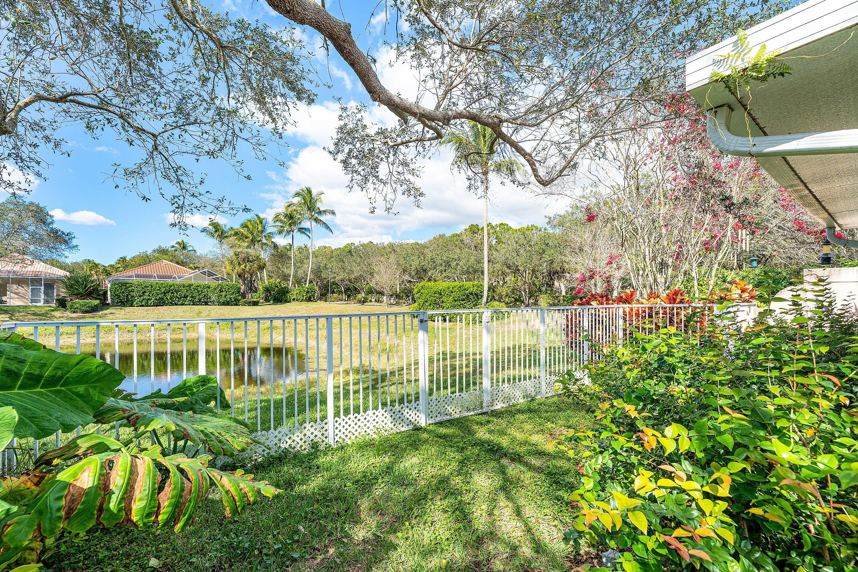 RIVERWALK 4 - Residential