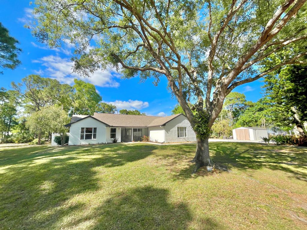 Photo of 13465 88th Place N, West Palm Beach, FL 33412 (MLS # R10936468)