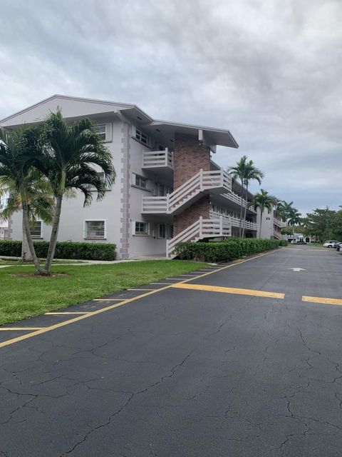 700 LAYNE BL 212 Hallandale Beach FL 33009