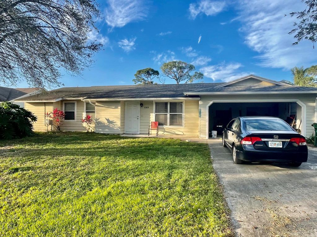 Photo of 649 SE Capon Terrace, Port Saint Lucie, FL 34983 (MLS # R10960840)