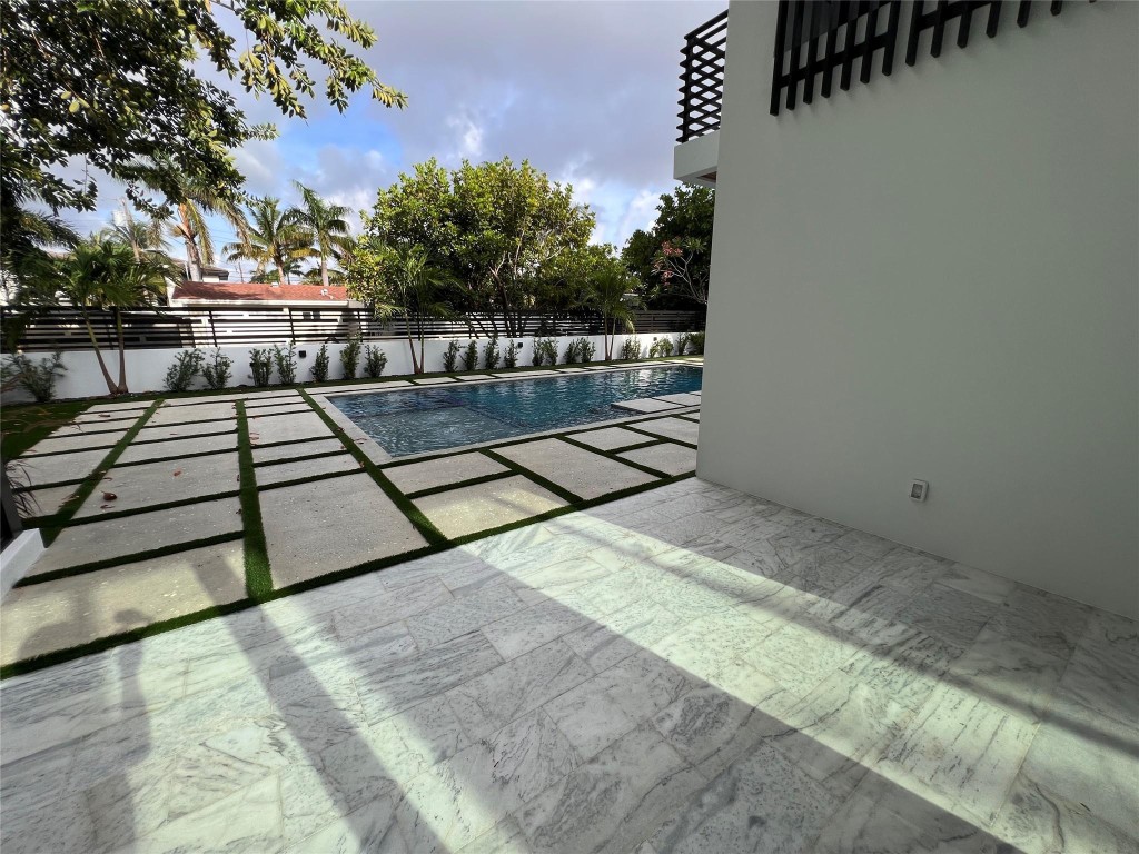 Coral Key Villas 3rd Sec - Residential