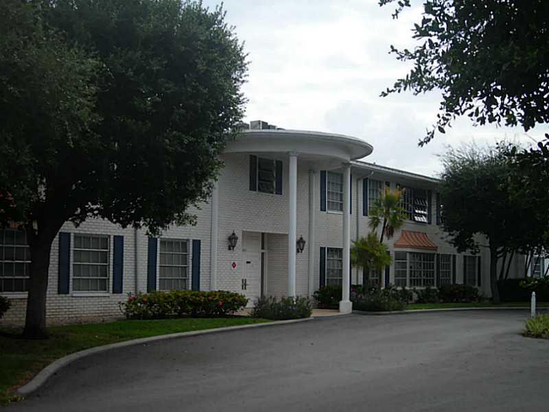 IMPERIAL POINT COLONNADES - Residential