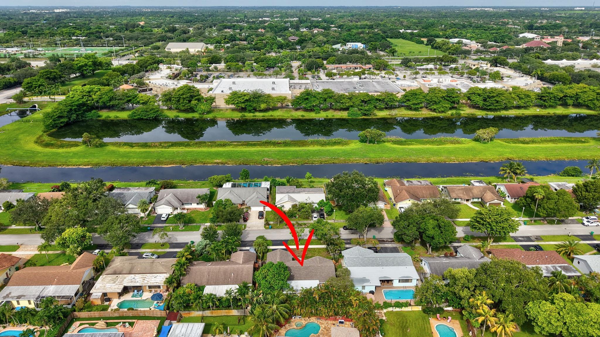 Flamingo Gardens-Black Ol - Residential