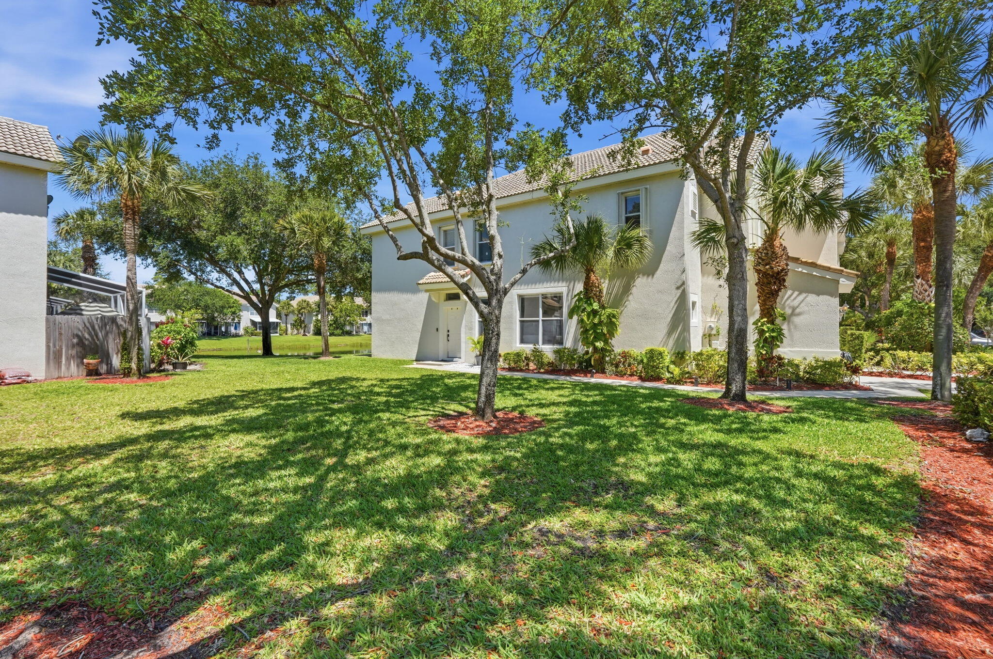 PINE LAKE - Residential