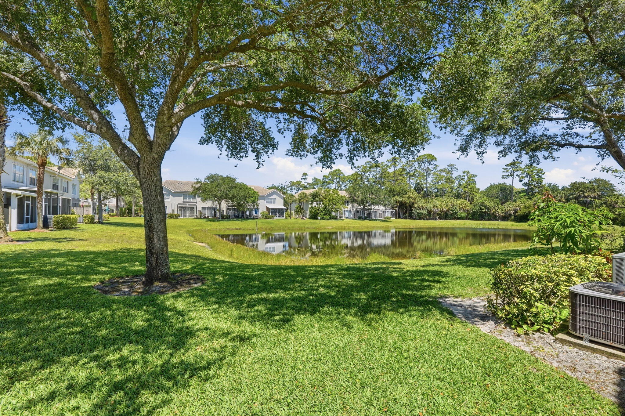 PINE LAKE - Residential