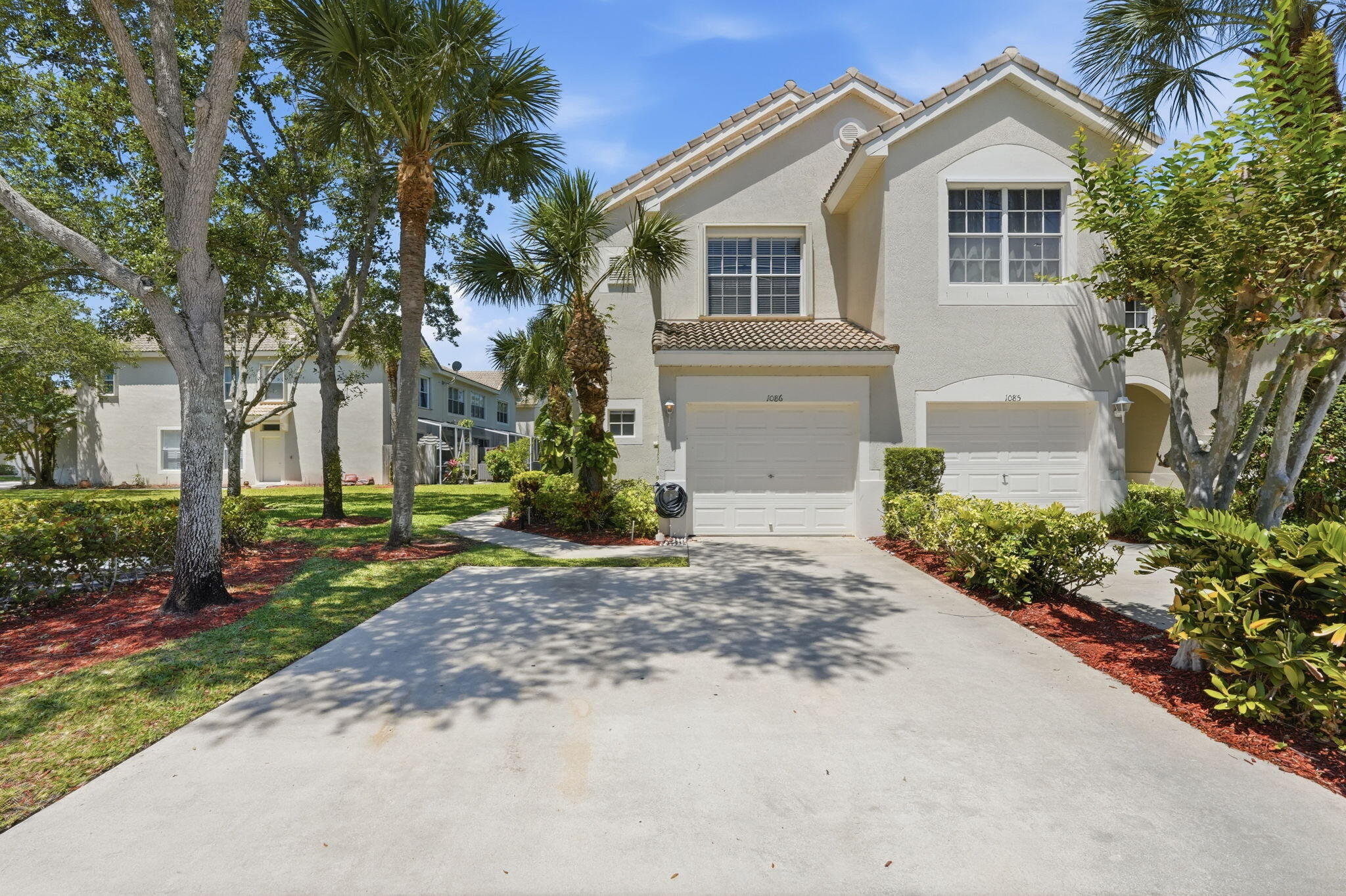 PINE LAKE - Residential