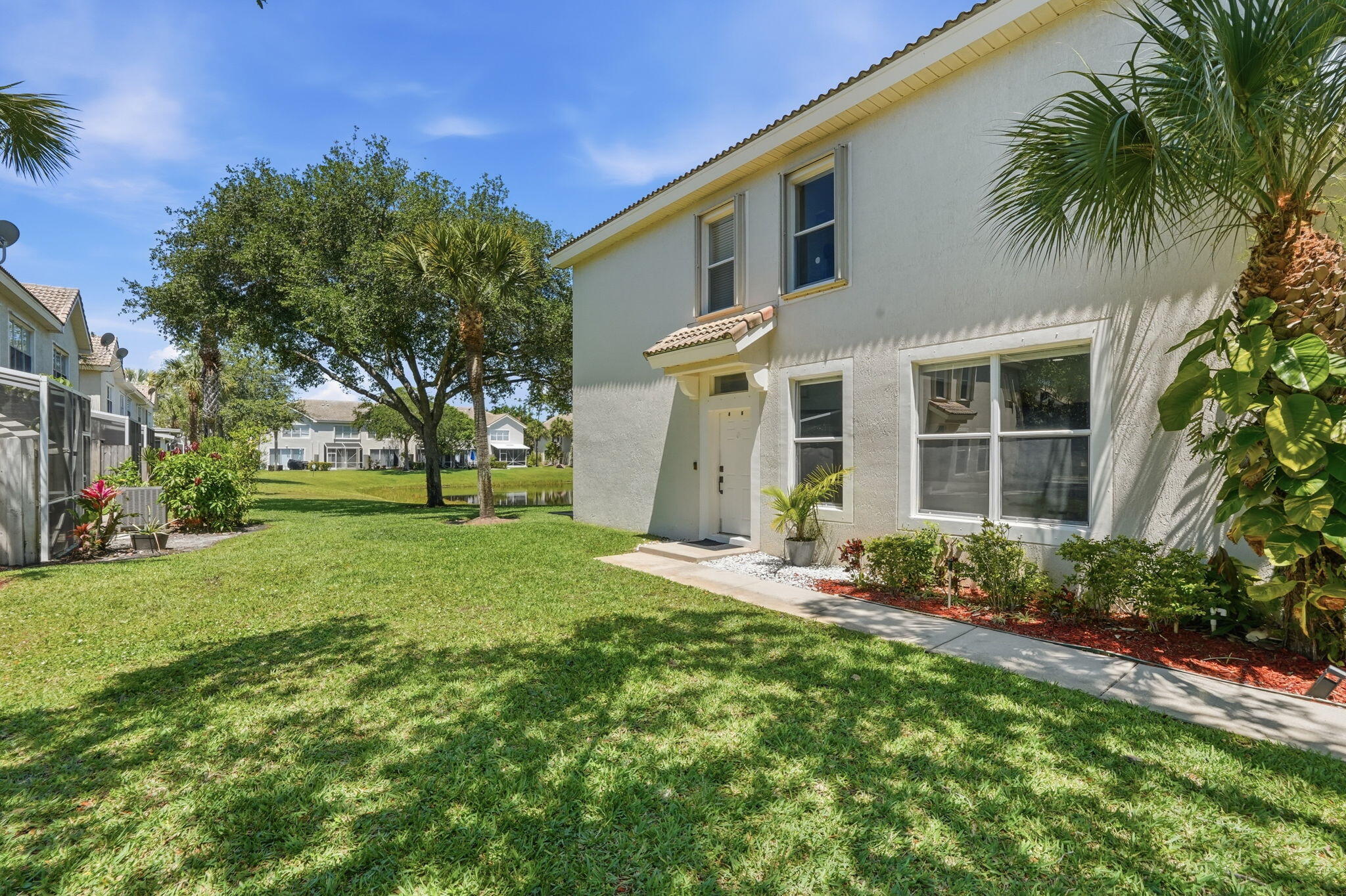 PINE LAKE - Residential