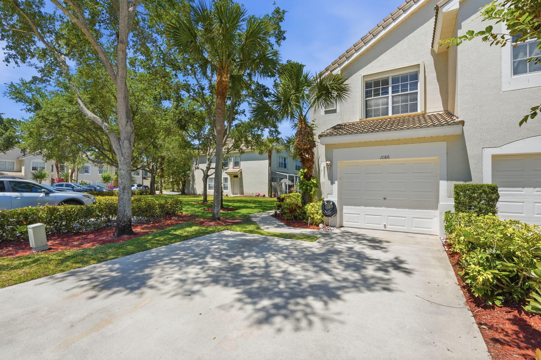 PINE LAKE - Residential