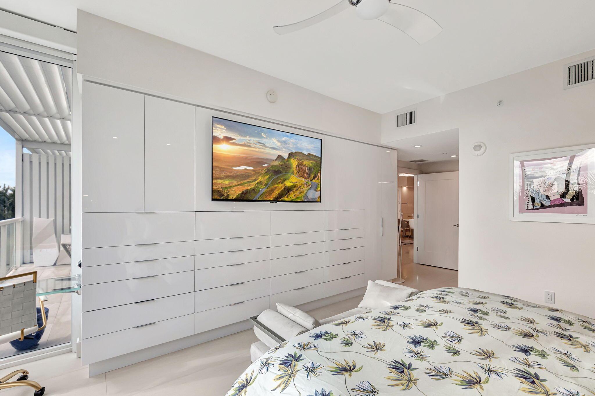 AKOYA BOCA WEST - Residential