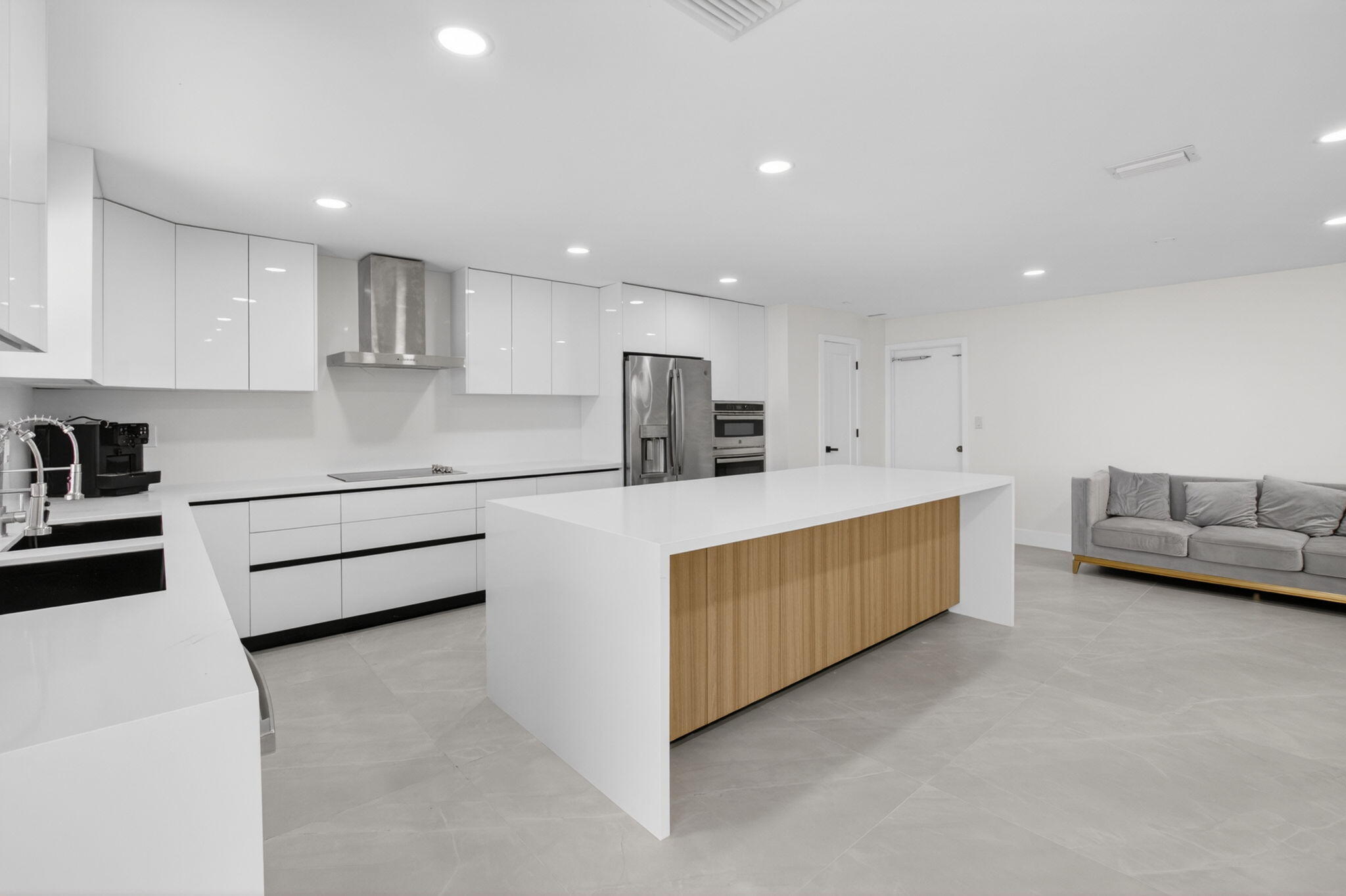 BOCA GREENS 2 - Residential