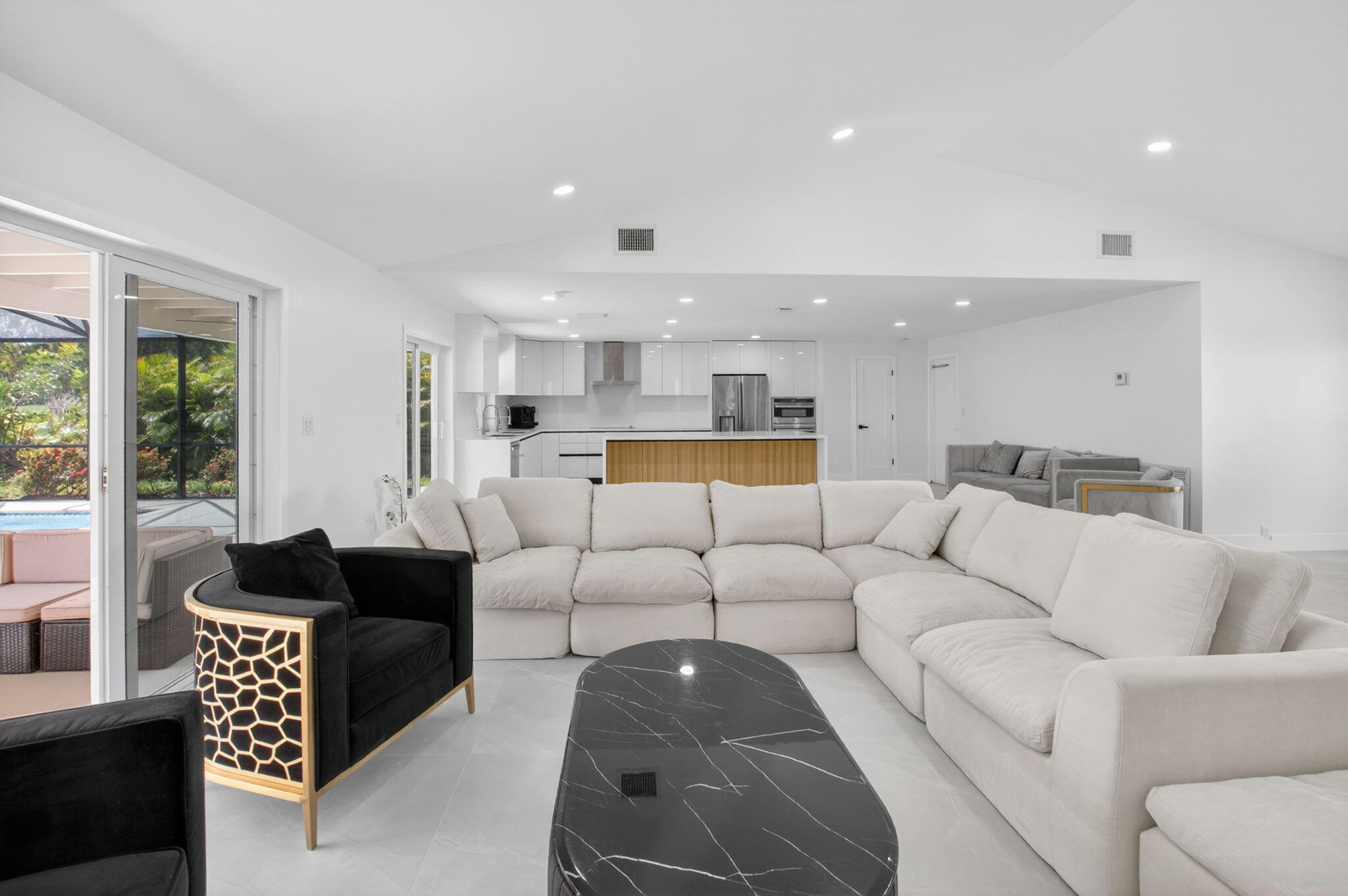BOCA GREENS 2 - Residential