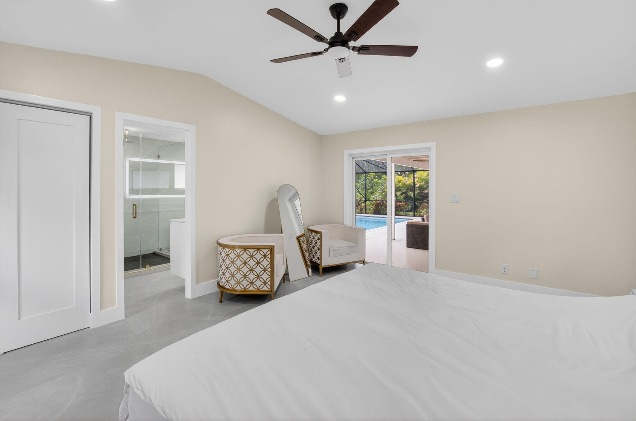 BOCA GREENS 2 - Residential