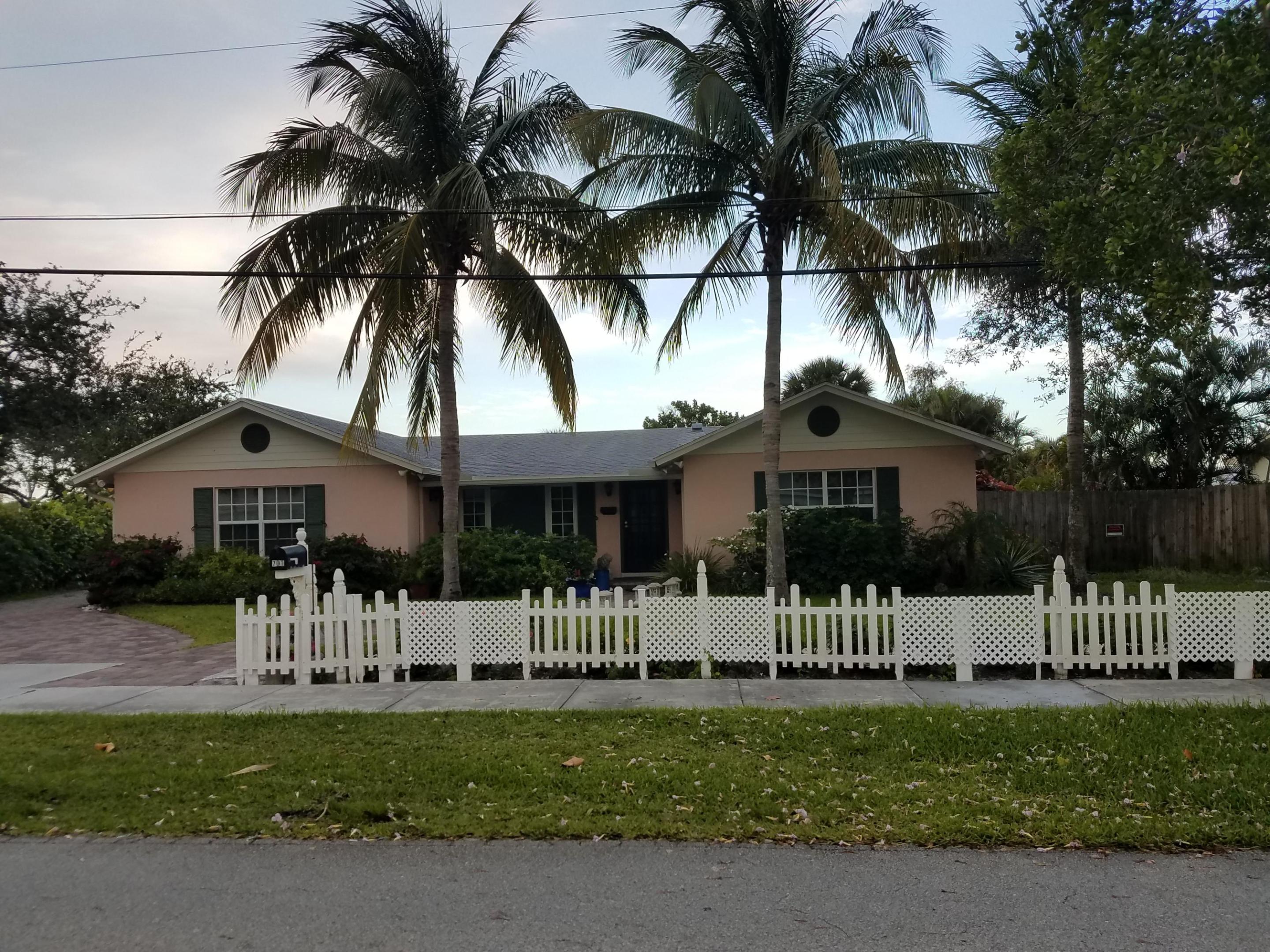 DEL IDA PARK - Residential Lease