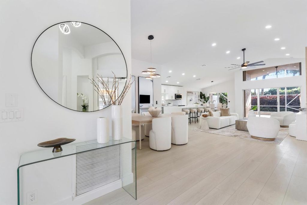 Photo of 6518 Via Trento, Delray Beach, FL 33446 (MLS # R11155138)