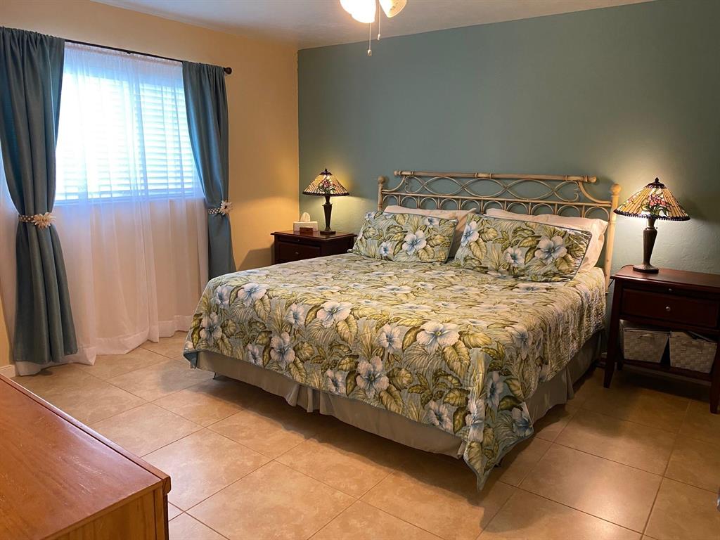 PALM BEACH TRACE CONDO - Residential