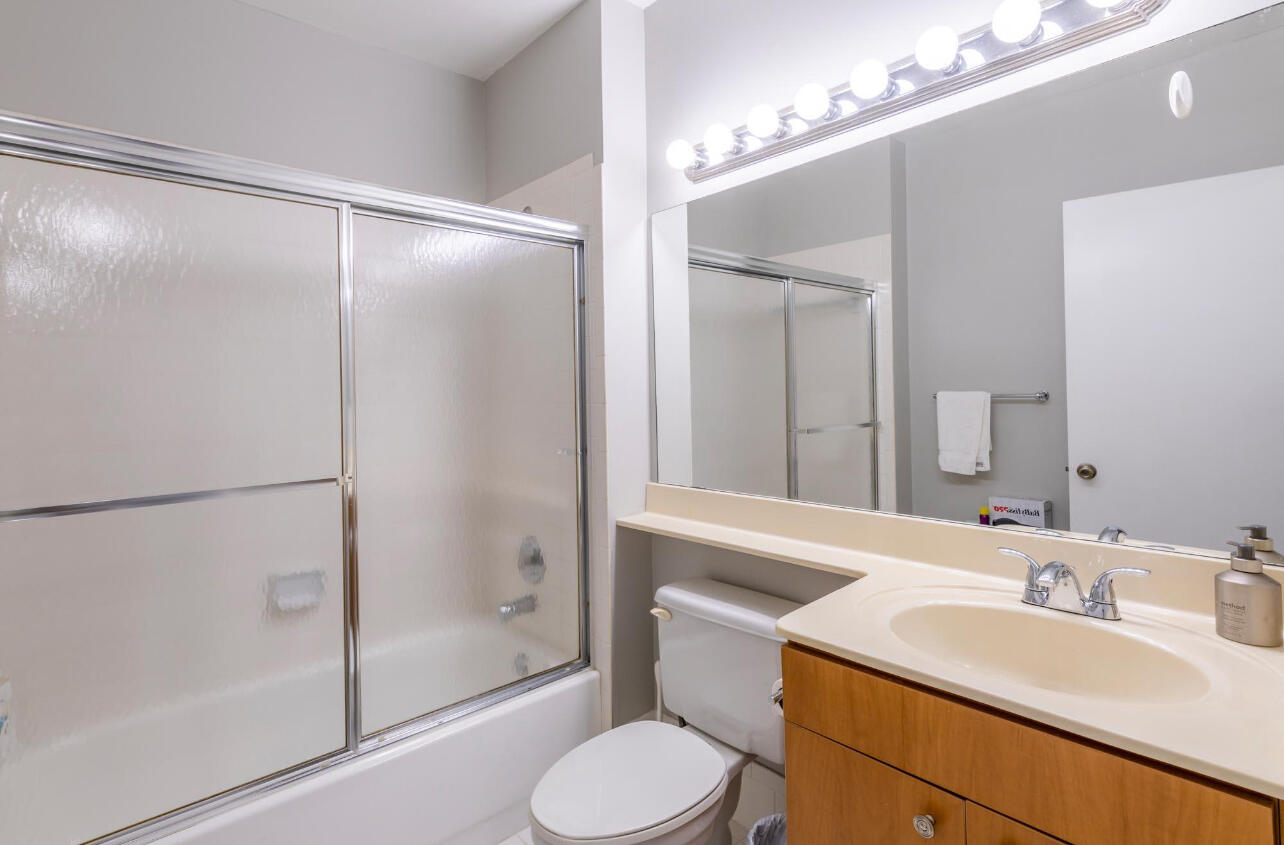 MONTEGO BAY AT BOCA POINTE CONDO - Residential