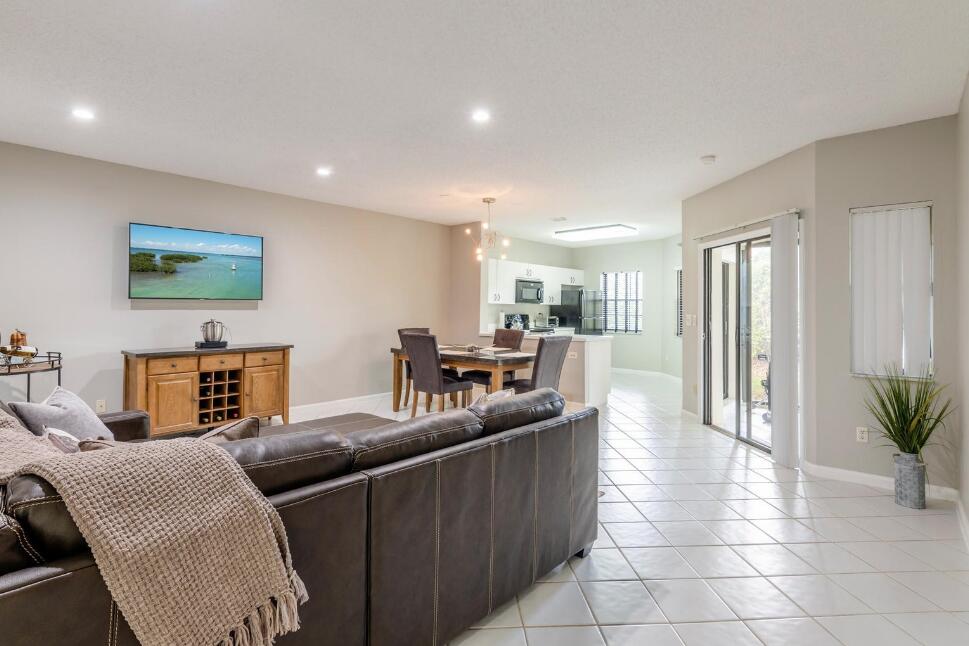 MONTEGO BAY AT BOCA POINTE CONDO - Residential