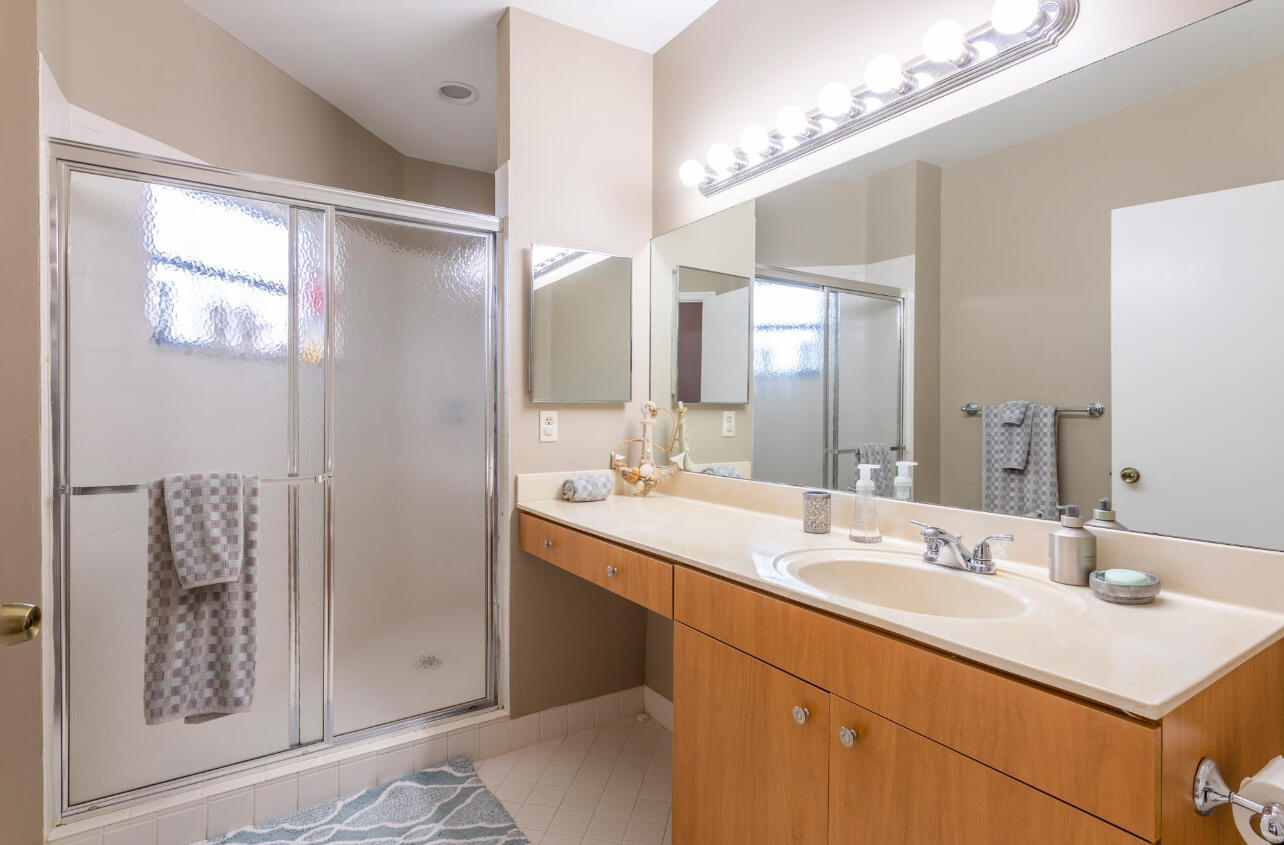 MONTEGO BAY AT BOCA POINTE CONDO - Residential