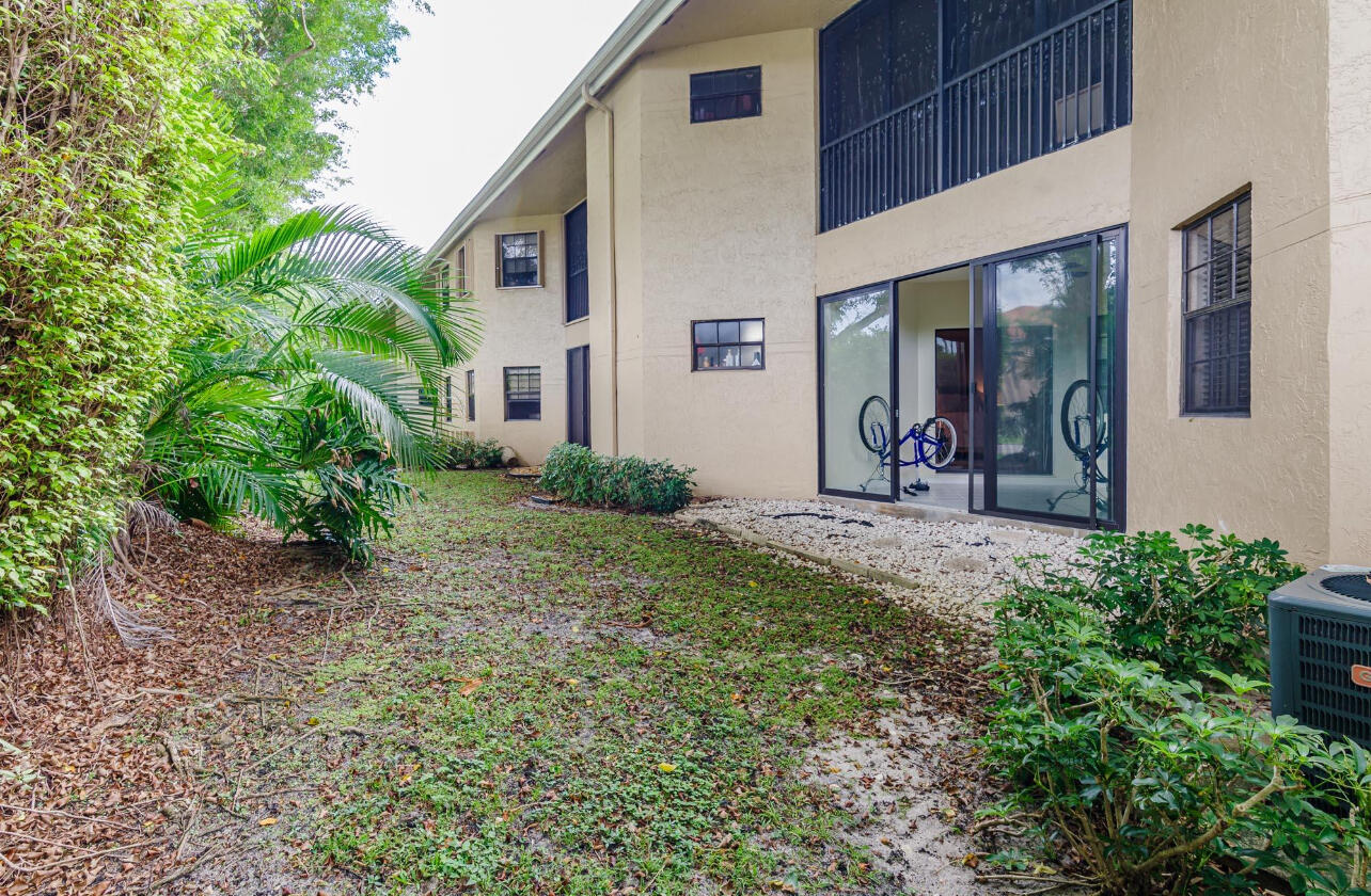 MONTEGO BAY AT BOCA POINTE CONDO - Residential