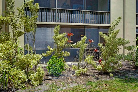 Tiny photo for 5160 Las Verdes Circle #117, Delray Beach, FL 33484 (MLS # B26021736)