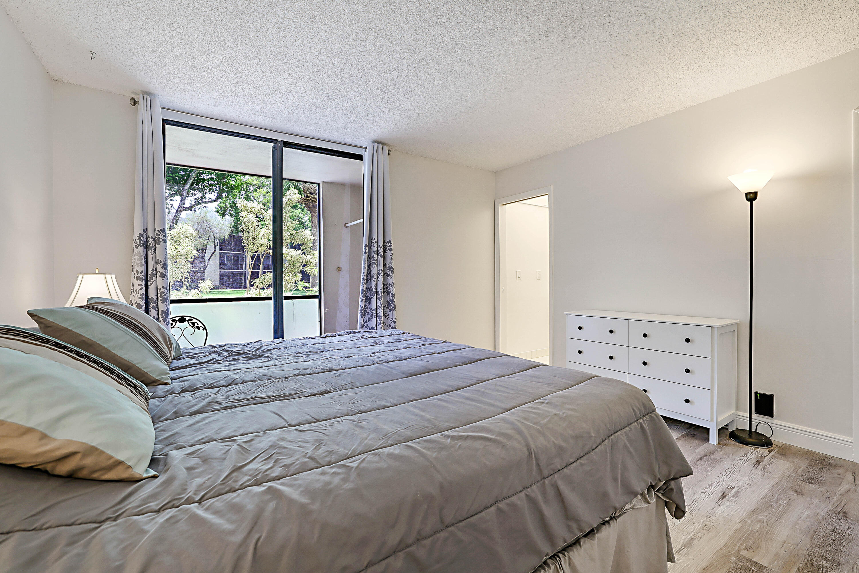 LAS VERDES - Residential