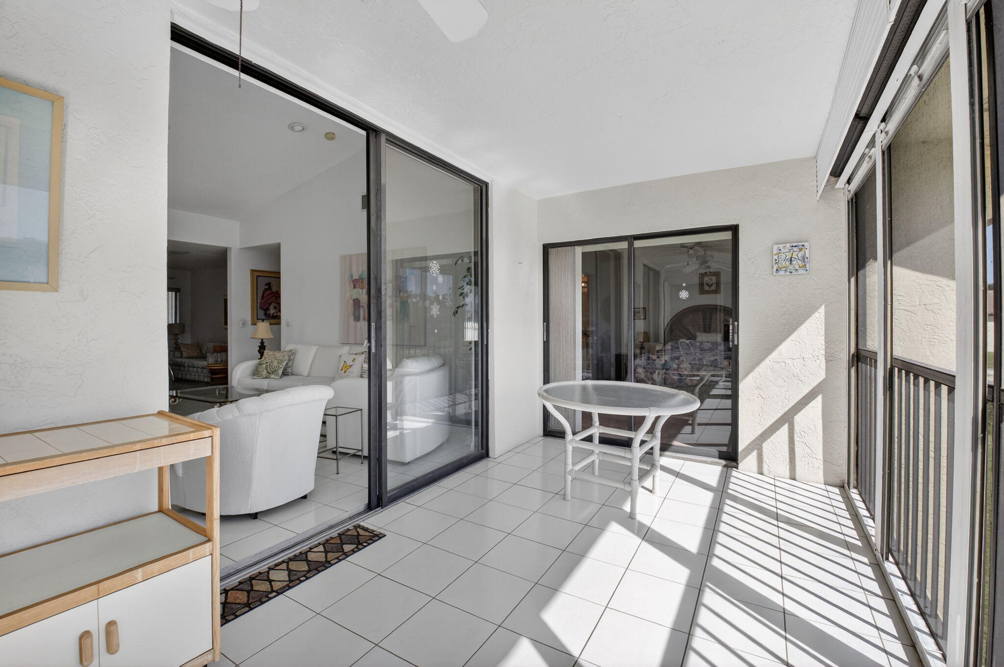 Palm Chase Lakes - Residential