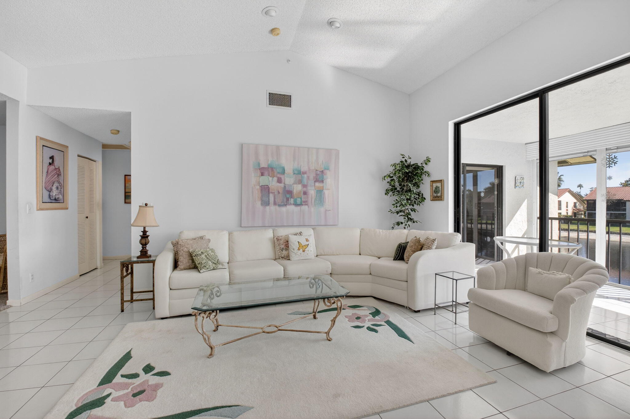 Palm Chase Lakes - Residential