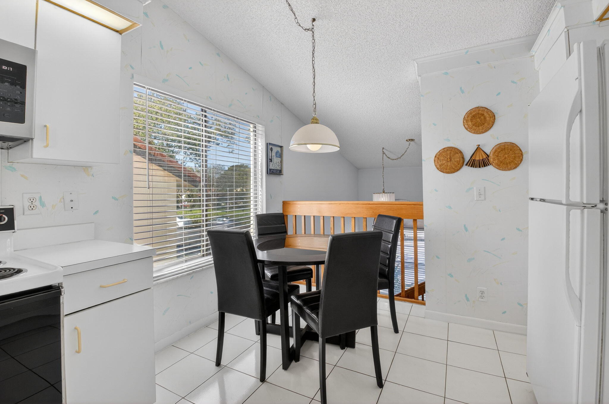 Palm Chase Lakes - Residential