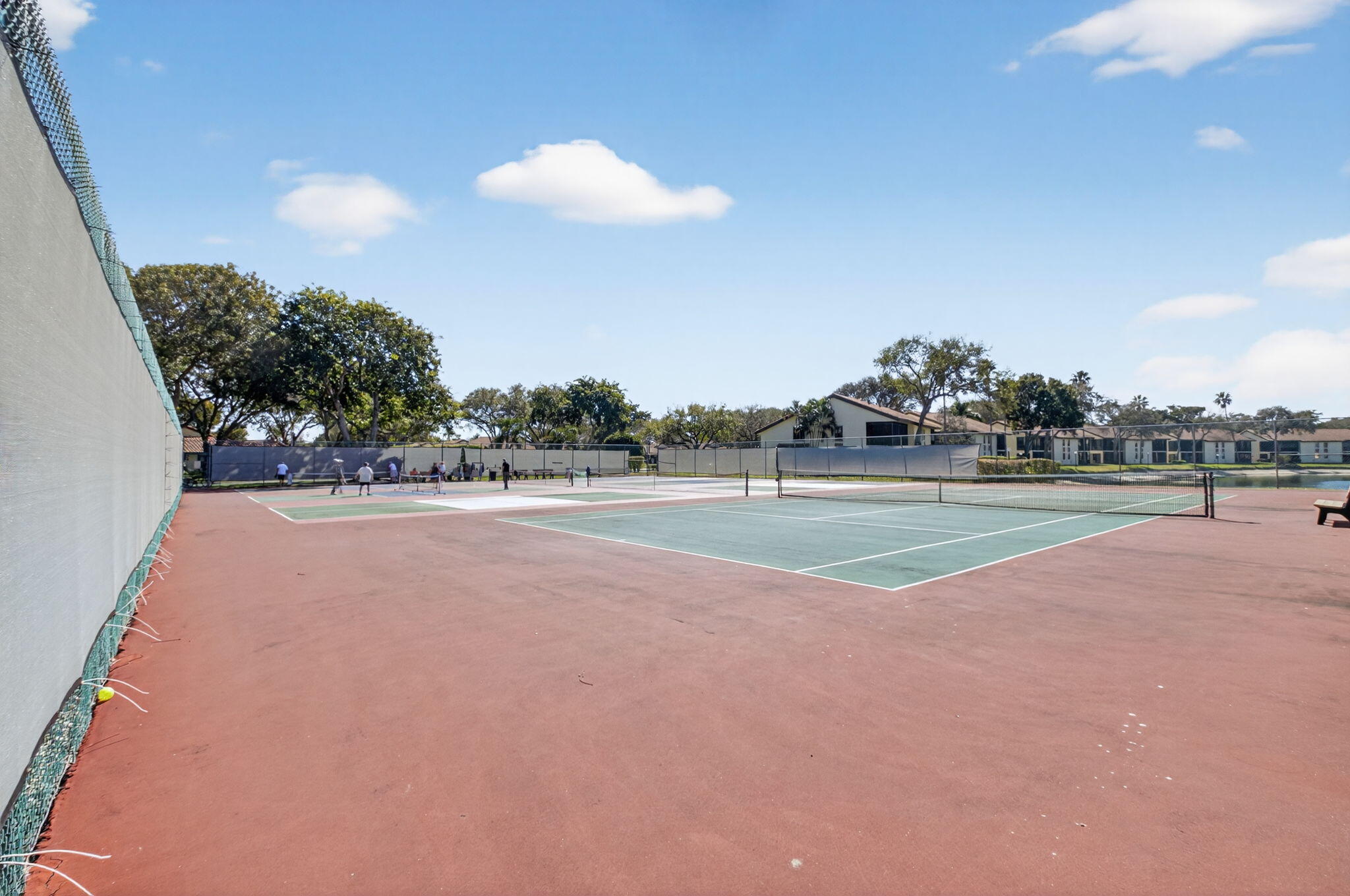 Palm Chase Lakes - Residential